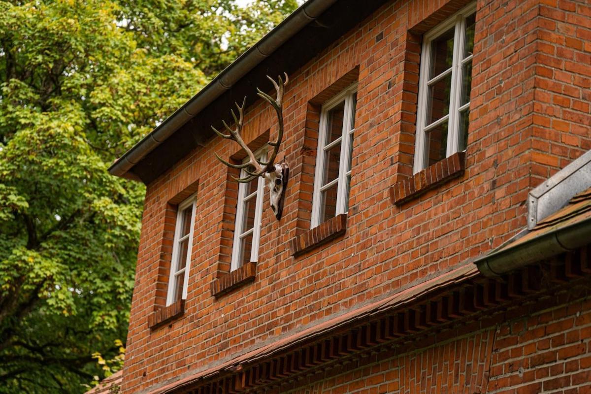 Wald- Und Seeidyll Im Historischen Forsthaus Neuruppin Dış mekan fotoğraf