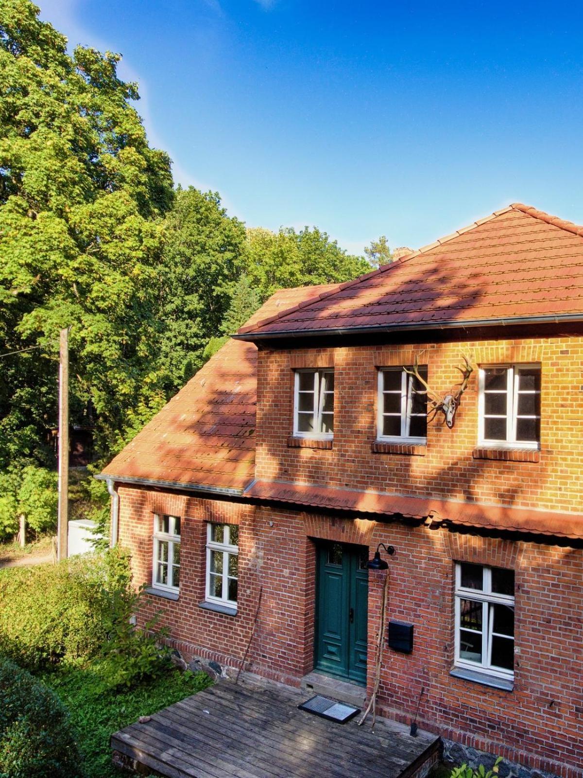 Wald- Und Seeidyll Im Historischen Forsthaus Neuruppin Dış mekan fotoğraf